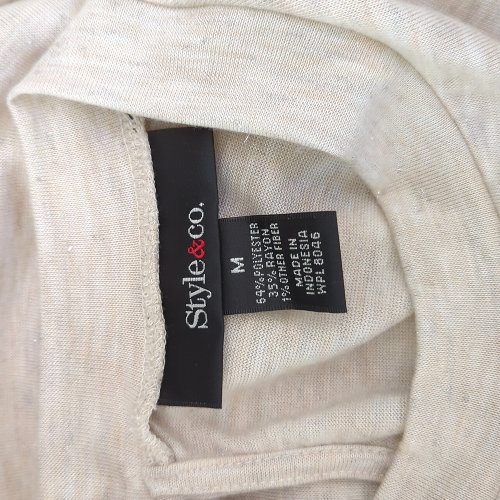 Style & Co Beige Speckled Shimmer Cold Shoulder Long Sleeve Top Size Medium - Picture 11 of 12